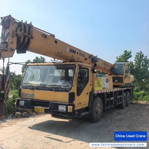 Buy XCMG QY20G Used Crane / 1